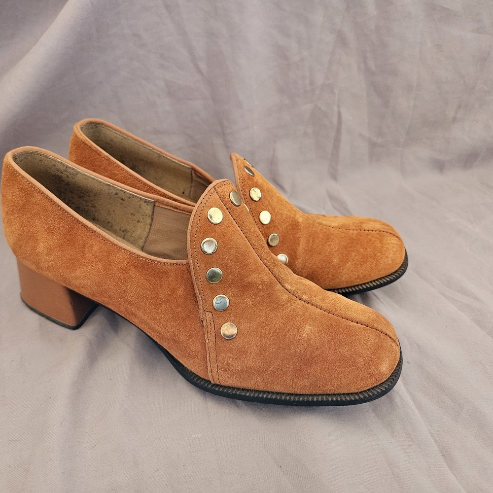 Retro Suede Studded Block Heel Loafers - Rust Orange